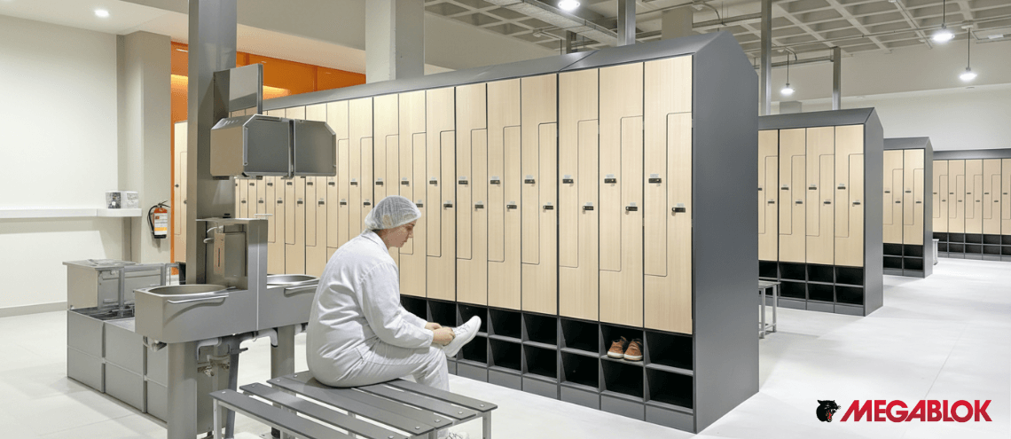 ¿Qué es el ROI de un vestuario? Las 4 claves del equipamiento que protege tu empresa